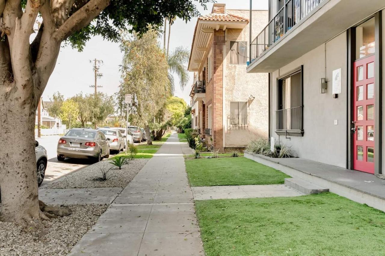 Sophisticated Long With Patio Dining And Parking Nrp21-00185 Apartment